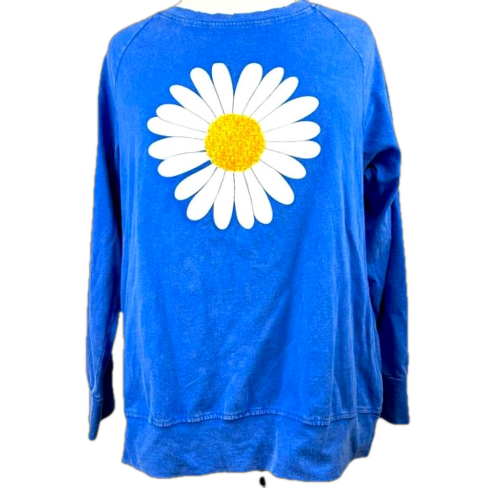 Cozy Women’s Soft and Lightweight Daisy Blue Sweatshirt Size Medium - NWT.